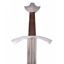 Épée au poing, 13e siècle